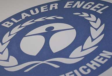 Blauer Engel Ausschnitt