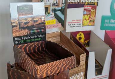 Verschiedene Zeitschriften Displays