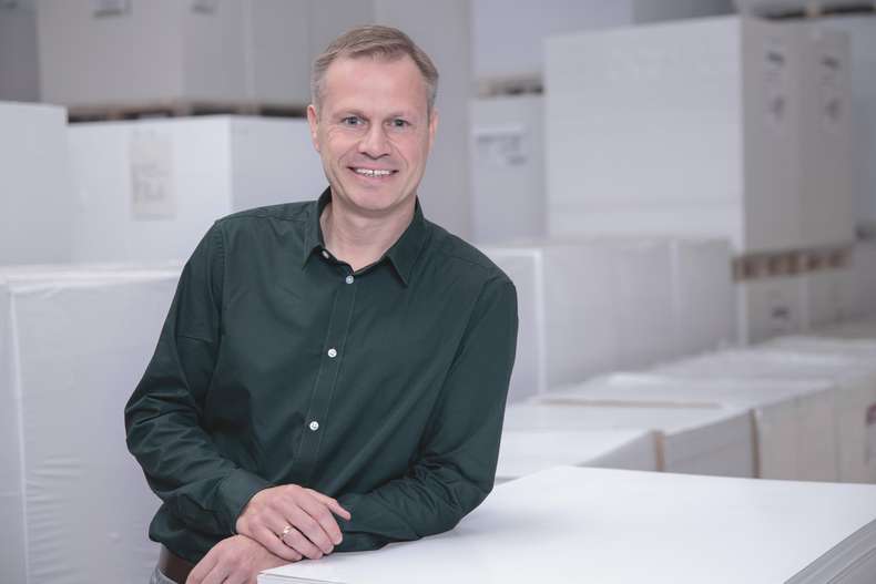 Gunter Krebs von Langebartels+Jürgens Hamburg GmbH Gunter Krebs von Langebartels+Jürgens Hamburg GmbH