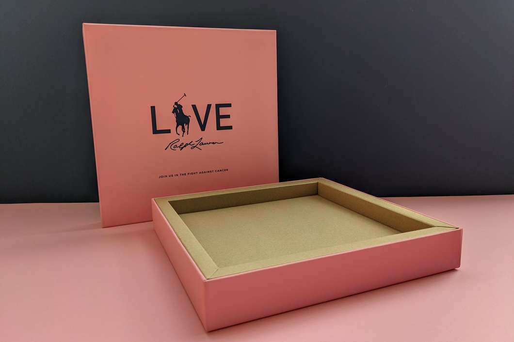 Bezugsmaterialien Bezogene offene Kartonage, Rosa mit Inlay - Hersteller Kartonagen Magnetverschluss