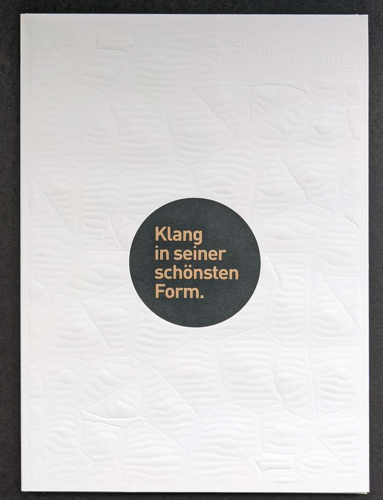 3D Prägung auf Naturpapier 3D Prägung auf Naturpapier