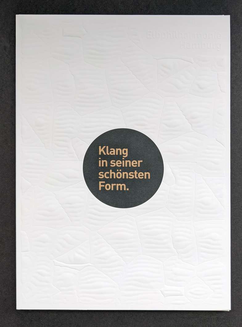 3D Prägung auf Naturpapier 3D Prägung auf Naturpapier