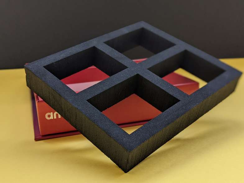 Schaumstoffeinsatz mit 4 Fächern