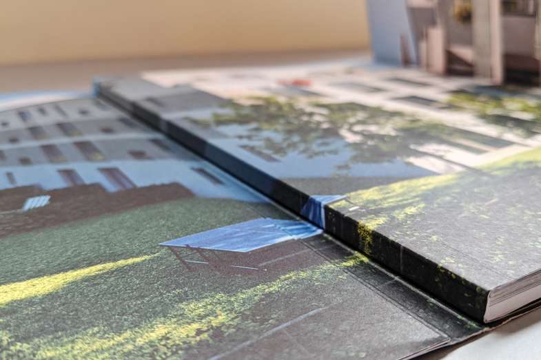 Broschuere Bildueberlauf Broschuere Bildueberlauf