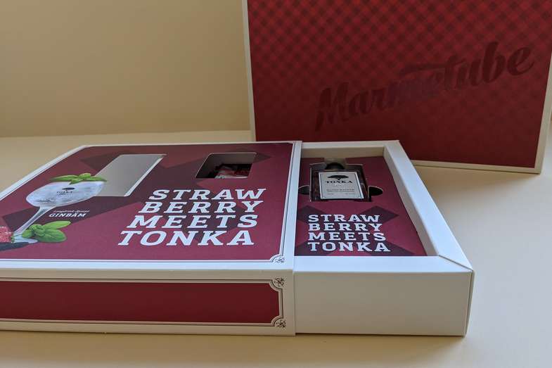 Schiebeschachtel mit Sichtfenster Schiebeschachtel mit Sichtfenster