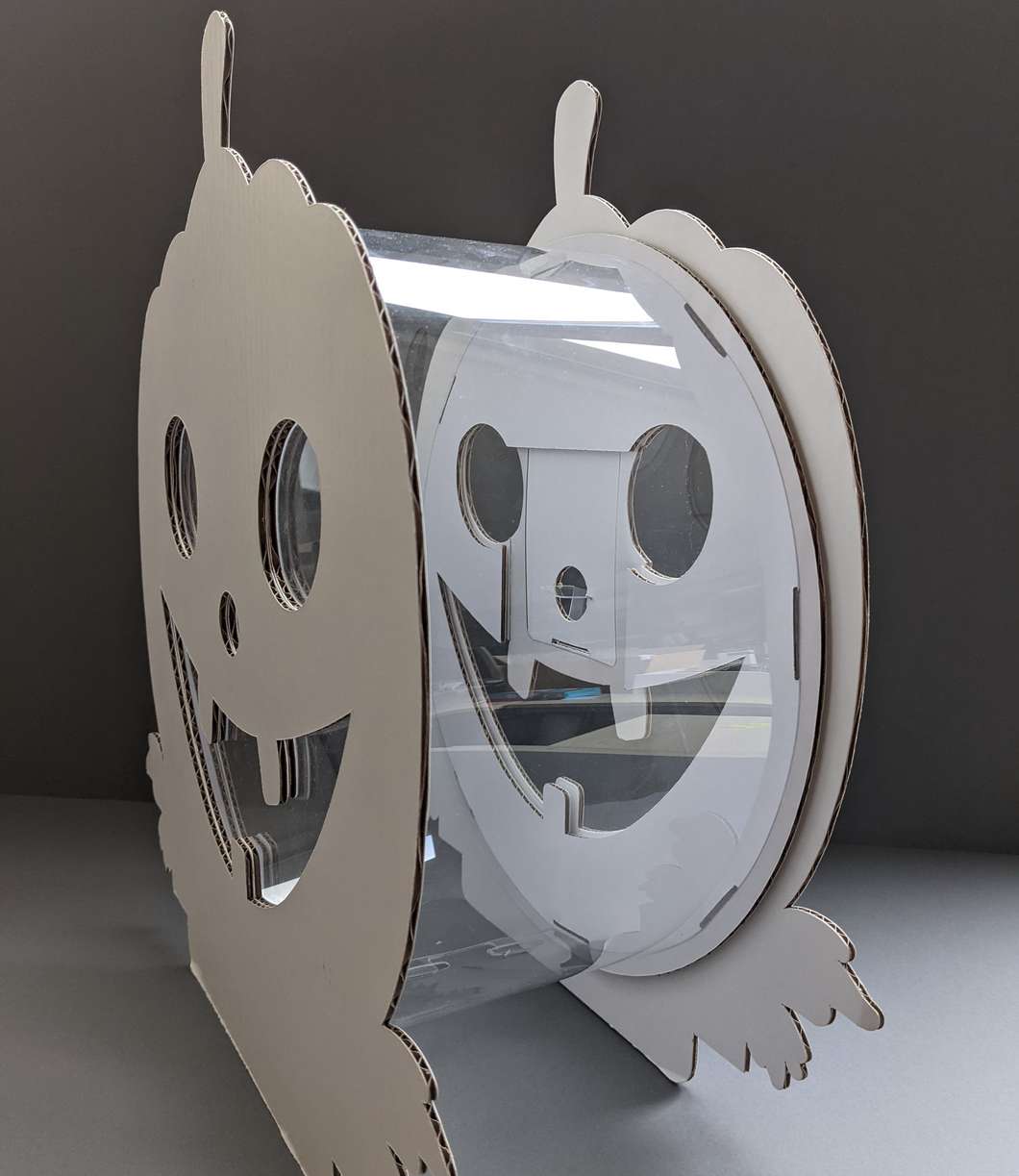 Kürbis aus Karton von Langebartes + Jürgens Hamburg GmbH