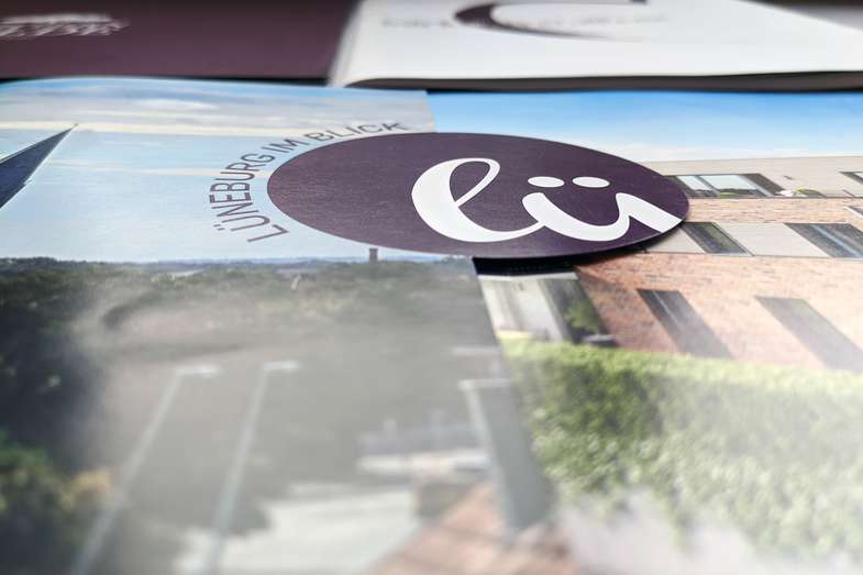 Exposee Kontur-Titel Exposee Kontur-Titel