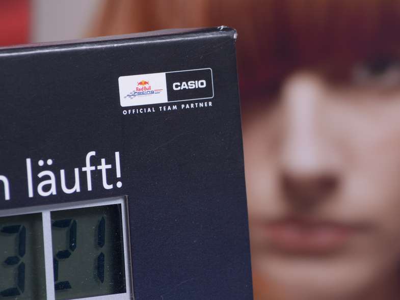 Kartonaufsteller mit LCD Display